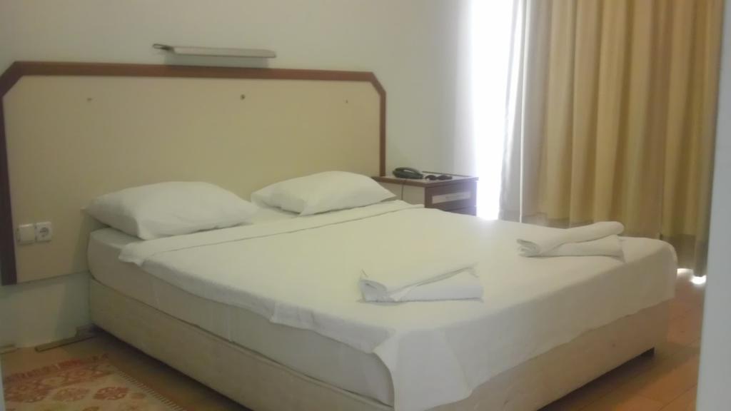 Zeytin Apart Hotel Çeşme Bilik gambar