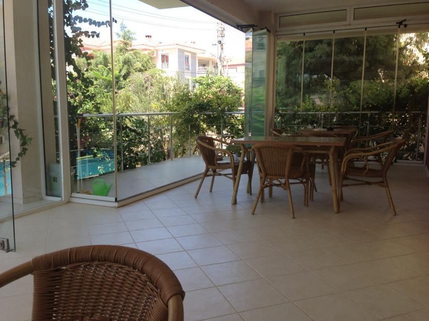 Zeytin Apart Hotel Çeşme Luaran gambar