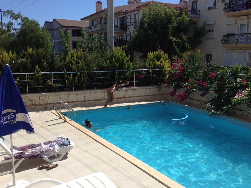 Zeytin Apart Hotel Çeşme Luaran gambar