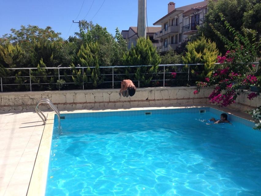 Zeytin Apart Hotel Çeşme Luaran gambar