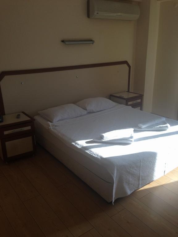 Zeytin Apart Hotel Çeşme Luaran gambar