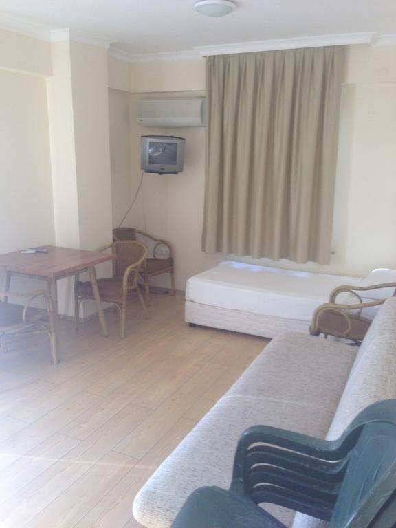Zeytin Apart Hotel Çeşme Luaran gambar